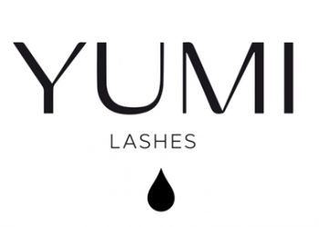 Yumi Lashes au salon spa et esthétique